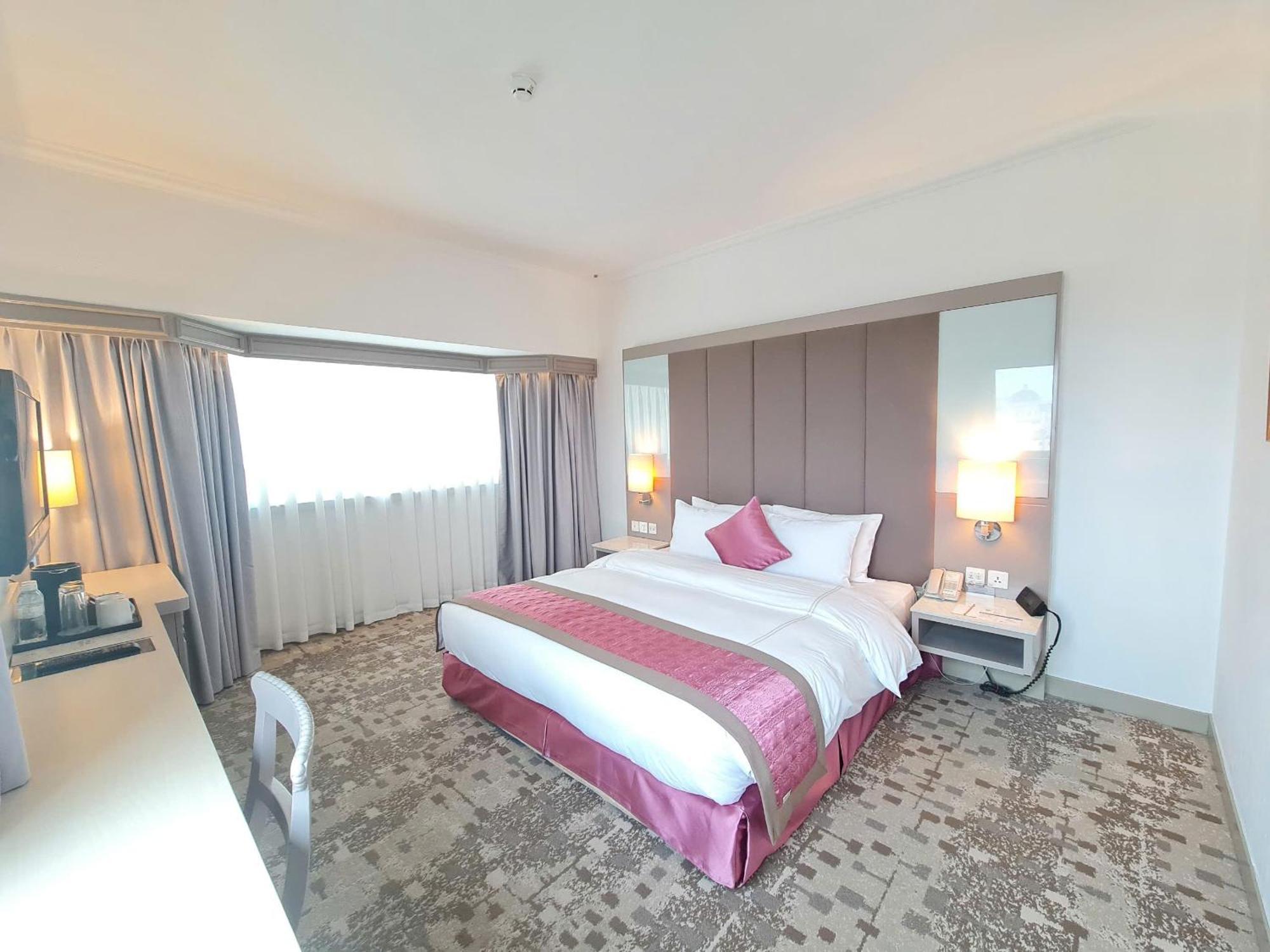 Phòng Club Có Giường Cỡ King Nhìn Ra Thành Phố Với Quyền Sử Dụng CLB